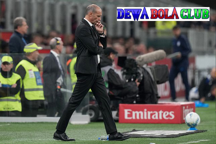 Allegri Ingin Tinggalkan Milan Usai Konflik dengan Ibrahimovic