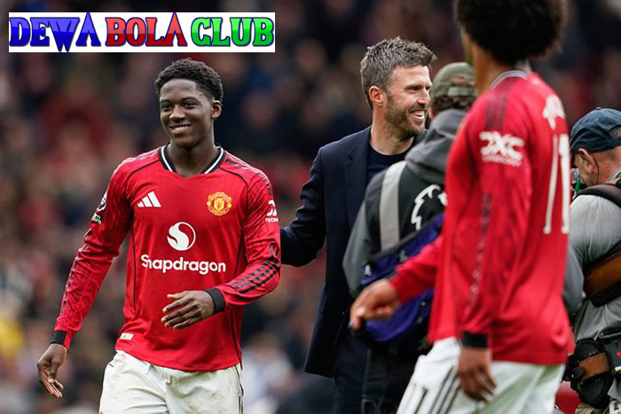 Michael Carrick Masuk Nominasi Manajer Terbaik Premier League